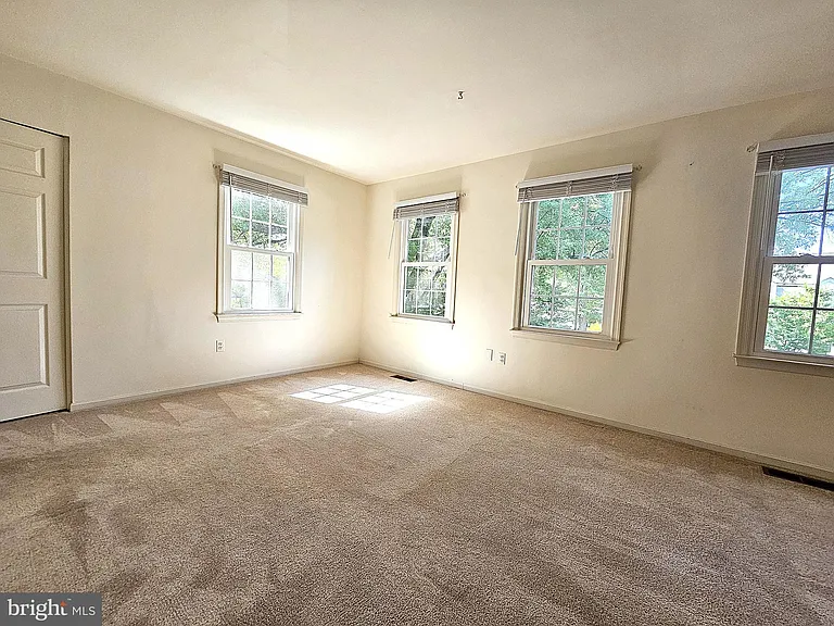 3956 Bradwater St — Photo 18