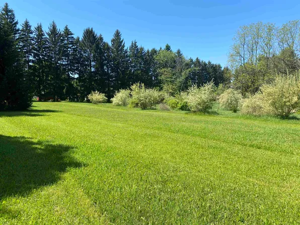 3962 S M 52, Owosso, MI 48867