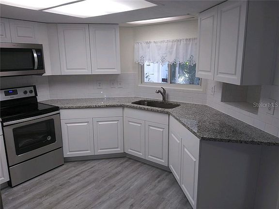 2nd image of 12611 Eloian Dr