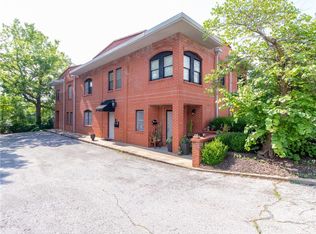 105 S Church Ave, Fayetteville, AR 72701