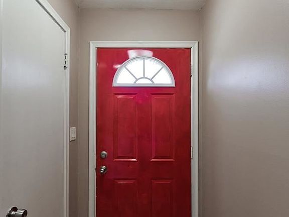 2nd image of 1415 Marshall Ave