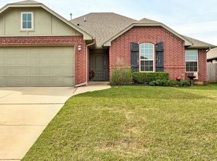 2304 NW 195th St, Edmond, OK 73012