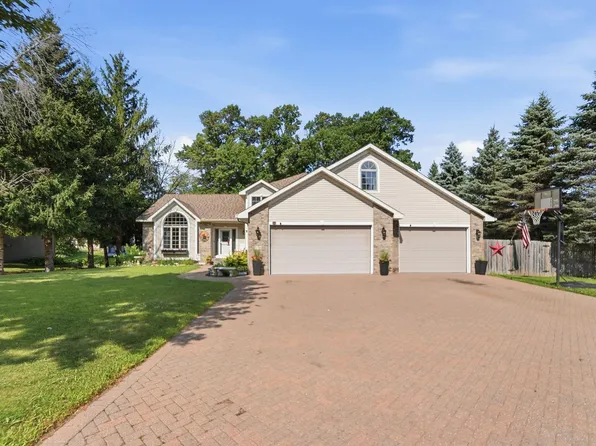 5790 Newgate Ave N, Stillwater, MN 55082