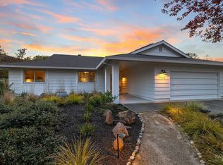 7414 Oakmont Dr, Santa Rosa, CA 95409