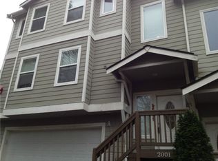 2001 NE 9th Ct #7, Renton, WA 98056