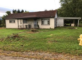 171 Robaugh Rd, Connellsville, PA 15425