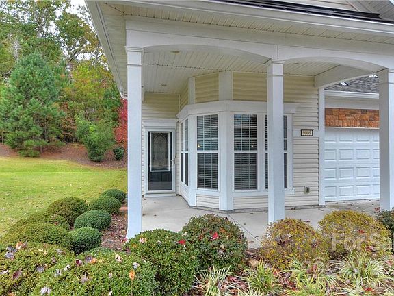 4th image of 9009 Smokey Hill Ln