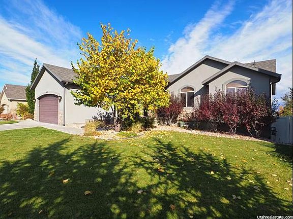 3rd image of 12621 S Toscana Way