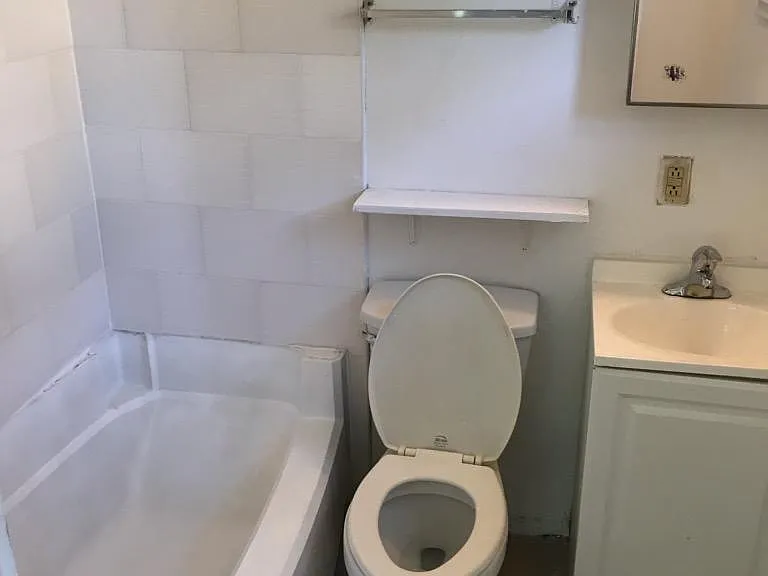 512 S 41st St #6 — Photo 23