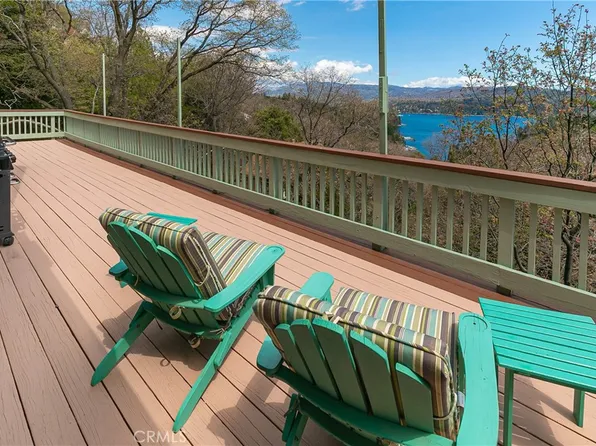 1003 Nadelhorn Dr, Lake Arrowhead, CA 92352