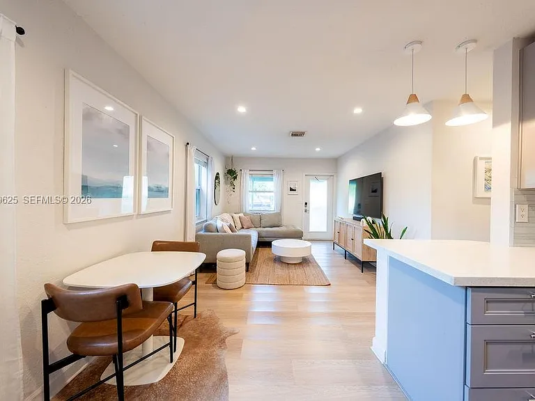 1305 NW 5th Ave — Photo 14