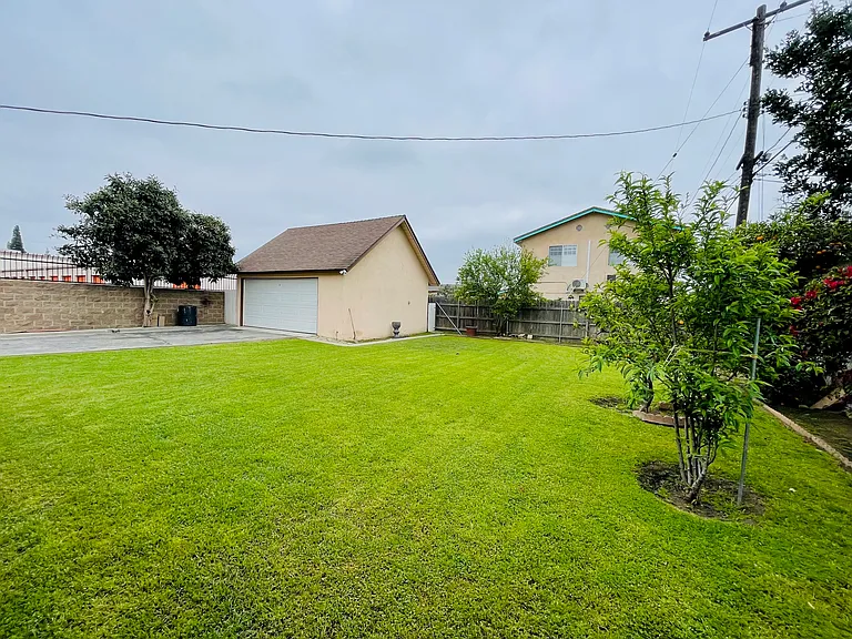 17246 E Laxford Rd — Photo 13