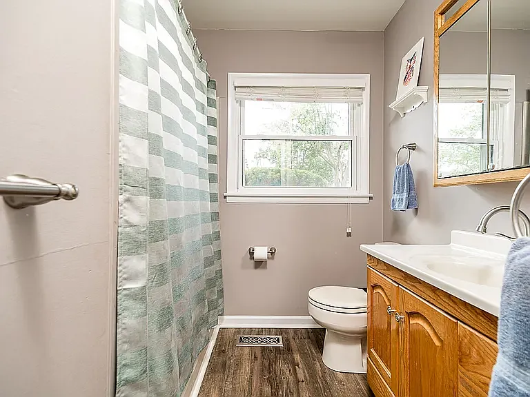 7527 Pinedale Dr — Photo 9