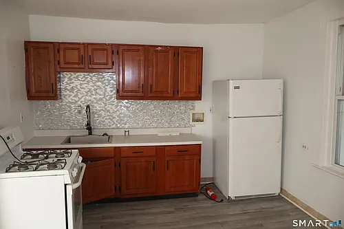 37-39 Elliott St #2R Photo 1