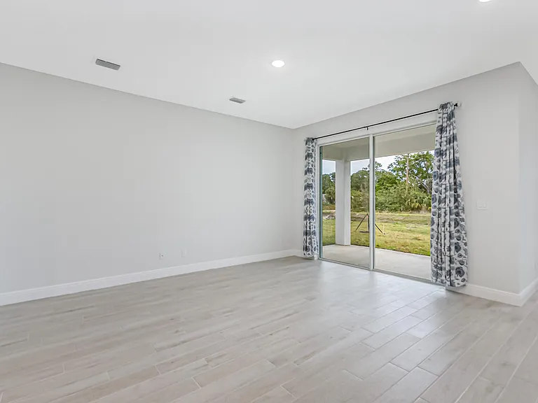 1517 Wacker Ave SE — Photo 22