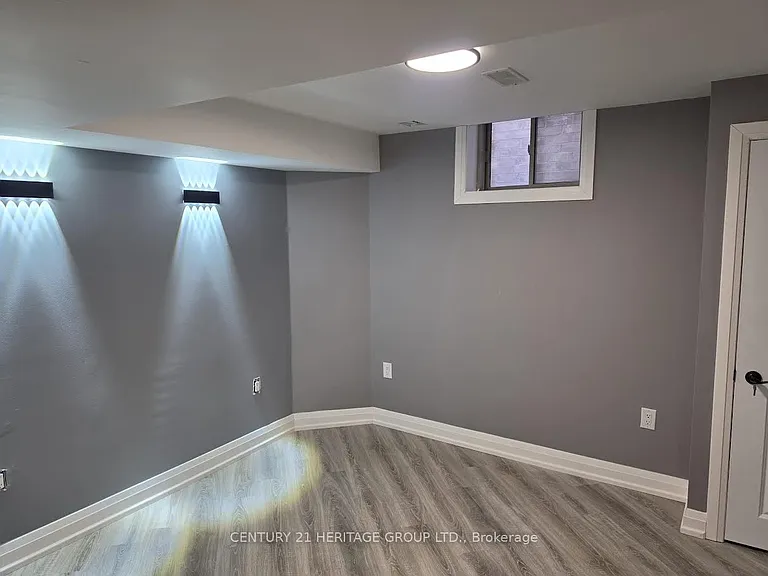 1432 Lawson St #BASEMENT — Photo 8