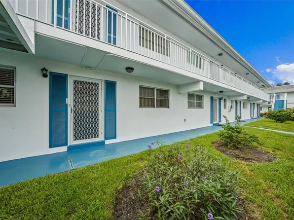 750 Mooring Line DR #112, NAPLES, FL 34102
