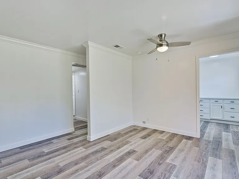 800 W Hacienda Ave — Photo 6