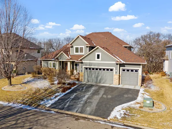 10550 McCool Ct, Burnsville, MN 55337