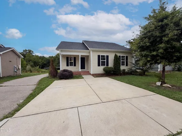 5532 Neuse View Dr, Raleigh, NC 27610