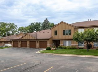 1908 Lakeview Ct SW APT 201, Rochester, MN 55902