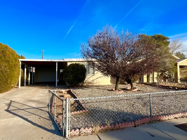 220 Erbbe St NE, Albuquerque, NM 87123