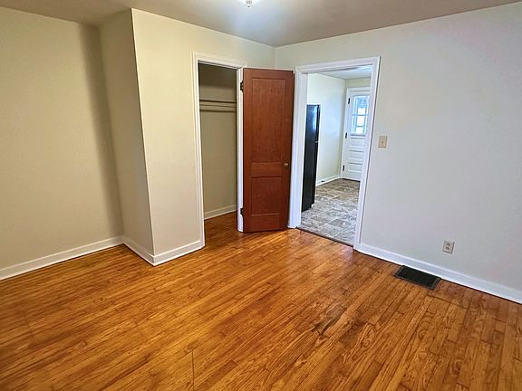 5th image of 1331 Lititz Rd