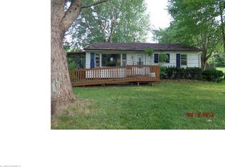 4258 Watkins Rd, Barberton, OH 44203