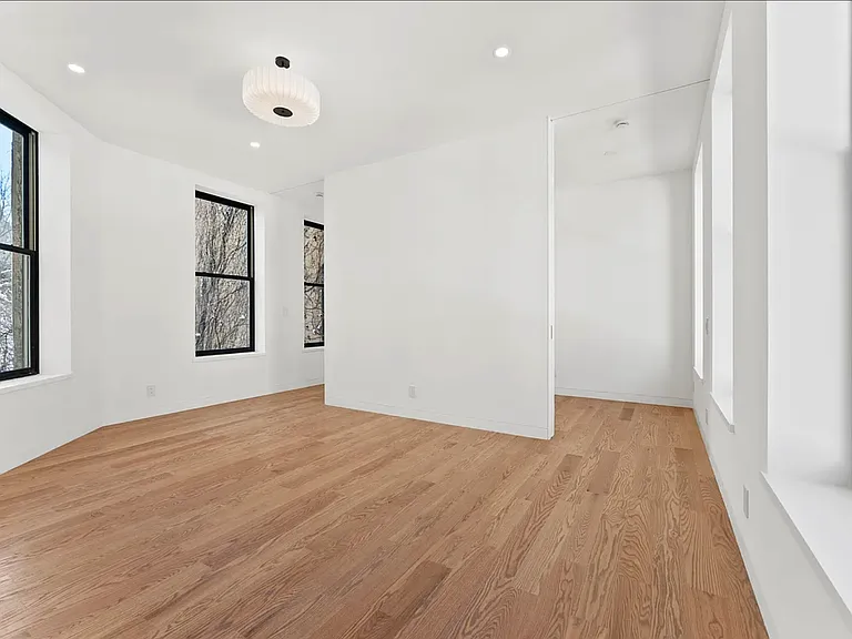 360 Degraw St #1A — Photo 2