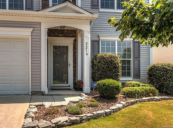 2nd image of 2216 Arbor Vista Dr
