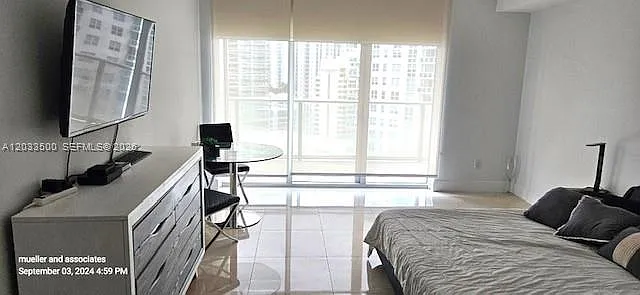 1300 Brickell Bay Dr #2112