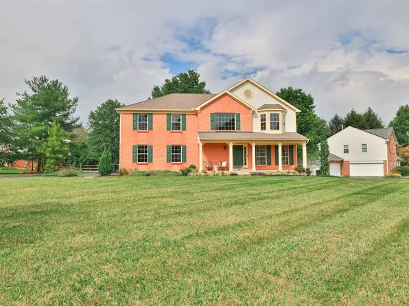 6646 Gentlewind Ct, Loveland, OH 45140
