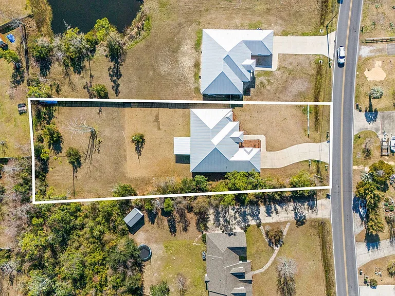 1041 Plantation Dr — Photo 18