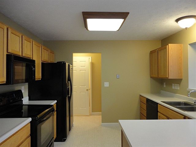2nd image of 581 Indian Lake Dr