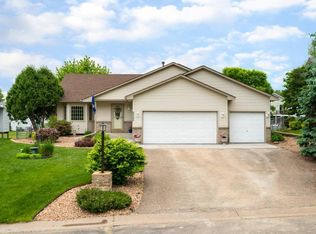 2005 Edgemont St, Saint Paul, MN 55117