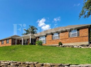 9777 Gerald Dr, Saint Louis, MO