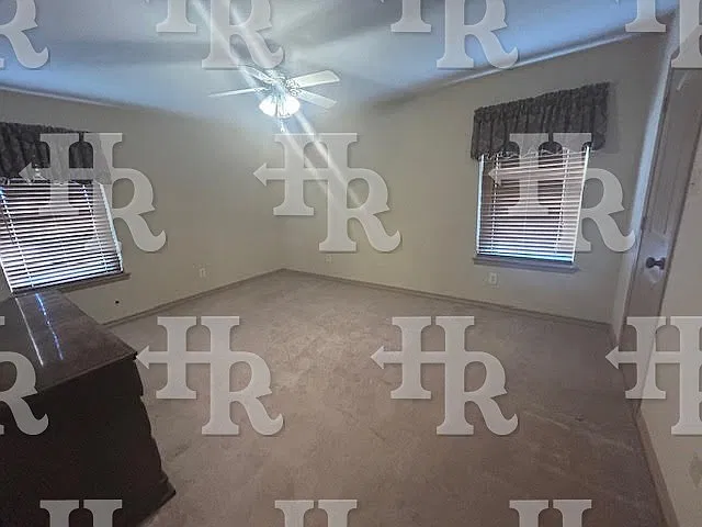 3 bed, 1844 sqft, $2,850 — Photo 4