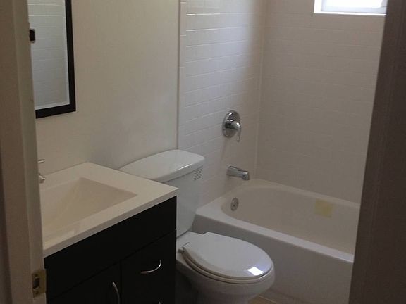 3rd image of 131-135 Kinsey Ave #10751000