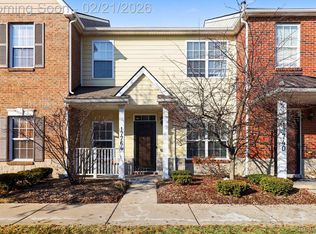 17764 Windflower Dr, Southfield, MI 48076