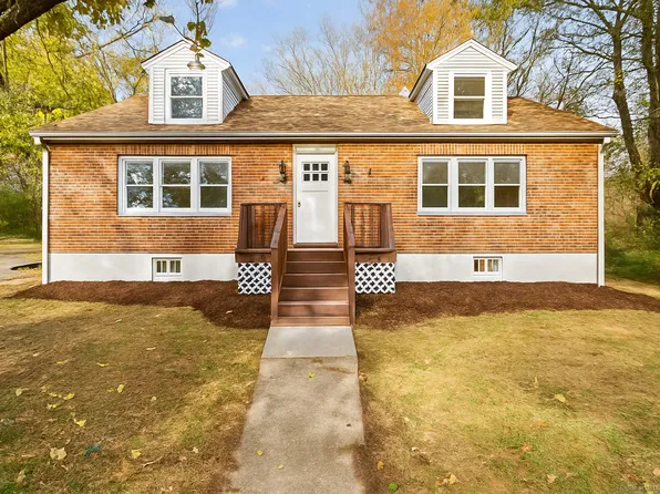 326 Harland Road, Norwich, CT 06360