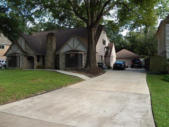 3rd image of 5423 Pine Arbor Dr