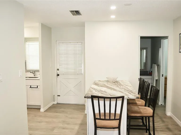 2118 Michele Dr — Photo 22