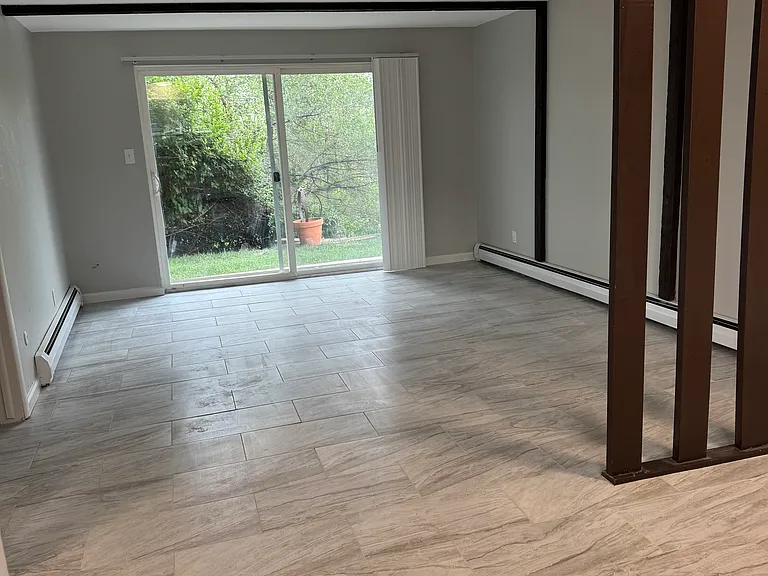 4100 Oak St #1 — Photo 10