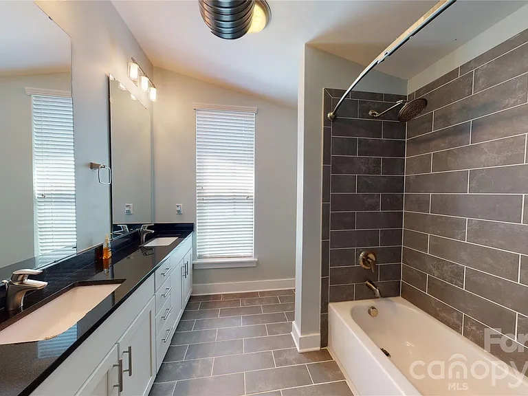 930 Steel House Blvd — Photo 16
