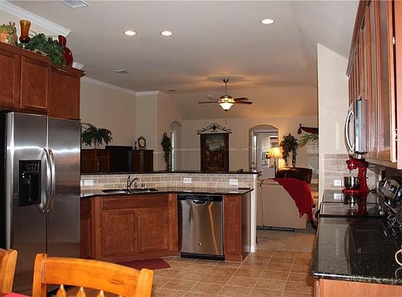 3rd image of 12100 Wind Surf Dr
