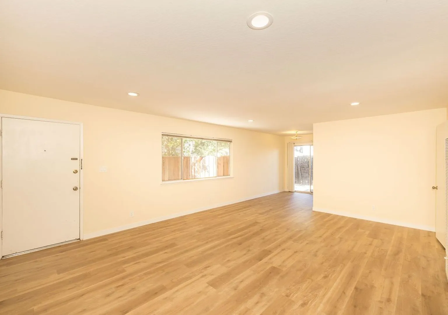 314 College Ave — Photo 2
