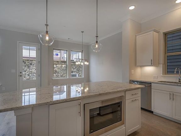4th image of 1141 Kirkland Cir SE