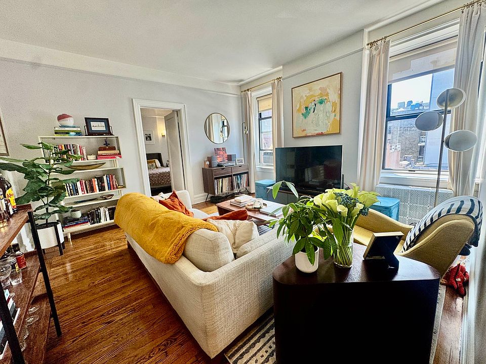 1st image of 198 8th Ave #4E