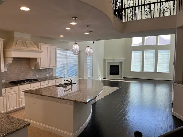 1517 Barrier Island Dr, Aubrey, TX 76227