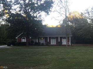 357 Harbour Shores Dr, Jackson, GA 30233